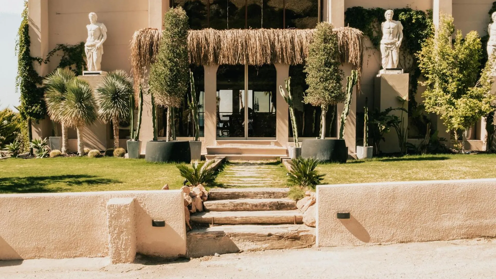 The Local House Ayasaranda Hotel Çeşme